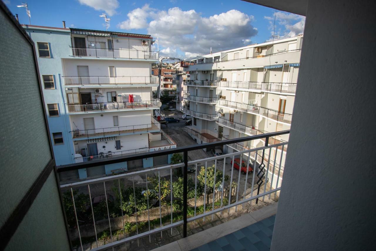 Appartamento Don Minzoni Scalea Εξωτερικό φωτογραφία